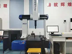 Máquina de medición por coordenadas (CMM)
